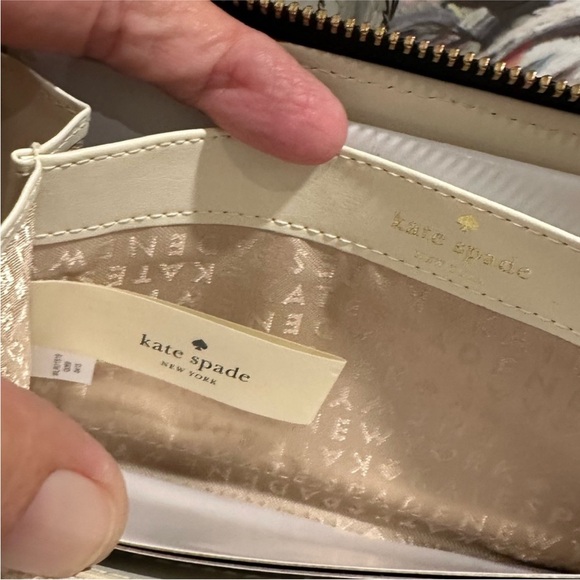 New! Kate Spade Neda Wallet Yaletown Black Patent Polyvinyl - Picture 11 of 14